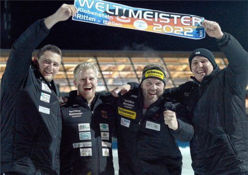 Die deutsche Weitschützen-Mannschaft mit Michael Späth, Alexander Anzinger, Peter Rottmoser und Markus Schätzl (von links) ist erneut Weltmeister.Foto Albert Kamuhber