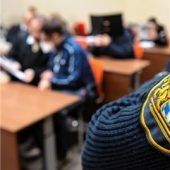 Rechtsextreme bei Oberaudorf und Tuntenhausen mit Waffen versorgt?