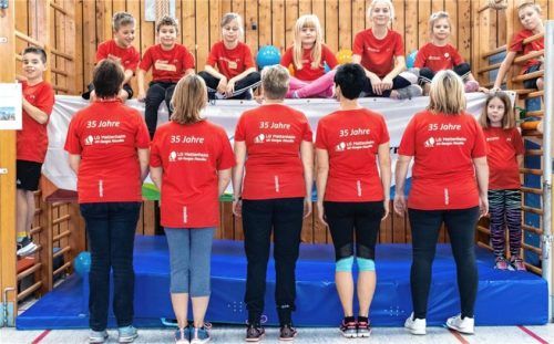Eine Feier zum 35-jährigen Bestehen konnte der LG-Mettenheim zwar nicht umsetzen. Ein kleiner Trost: Für die Mitglieder gab es kostenlose Jubiläumsshirts. Foto LG Mettenheim
