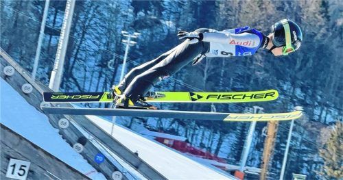 Eine ordentliche Leistung zeigte Felix Weigand vom SC Ruhpolding beim Wettkampf auf der Olympiaschanze in Garmisch-Partenkirchen in seiner Altersklasse.Foto privat