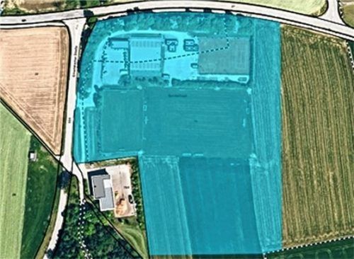 In dem blauen Bereich möchte der TuS Engelsberg seine Anlagen sanieren und erweitern. Foto Gillitz