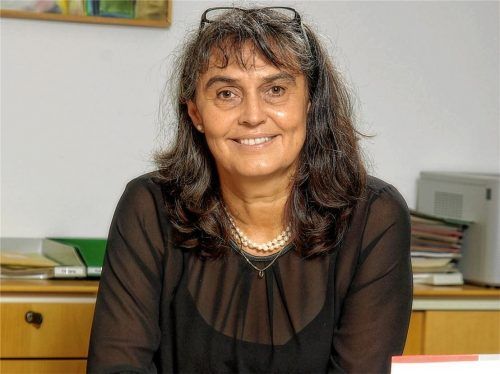 „Es lohnt sich, mit unserem Arbeitgeber-Service Kontakt aufzunehmen. Angebote gibt es für Einzelpersonen, aber auch Gruppen aus einem Betrieb“, sagt Jutta Müller, Vorsitzende der Geschäftsführung der Agentur für Arbeit Traunstein.