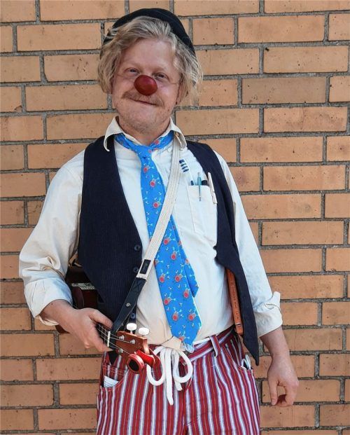 Mit Humor geht alles besser – auch das Genesen, findet Jonas Wies, hier als Klinik-Clown „Muck“. Foto Yueh Weber-Lu