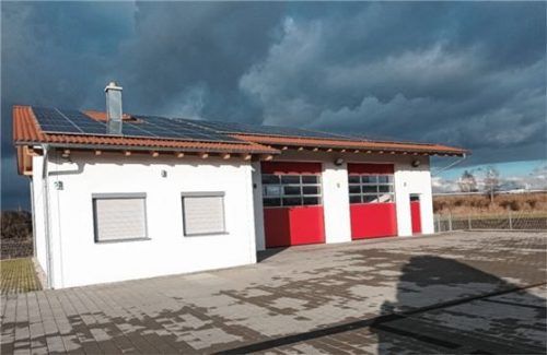 Mit viel Eigenleistung konnten die Floriansjünger den Neubau realisieren. Foto Niederschweiberer
