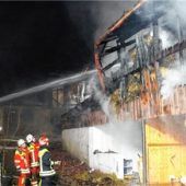 Bauernhof in Flammen