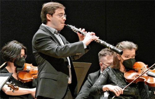 Ramón Ortega Quero knüpfte mit seiner Oboe kunstvolle Zierschnüre.Foto  Janka
