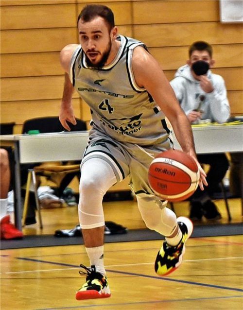 Sebastian Schmitt erzielte gegen Schwabing 18 Punkte für den SB Rosenheim. Foto Hans-Jürgen Ziegler