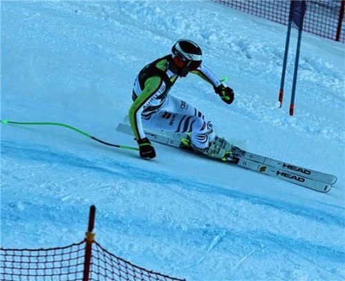 Simon Widmesser vom WSV Oberaudorf wurde im Super G der Klasse U18 Vierter. Foto Steffi Widmesser