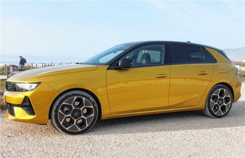 Wie aus einem Guss – Der neue Opel Astra verkörpert das Design des Rüsselsheimer Konzerns. Foto Sohnemann