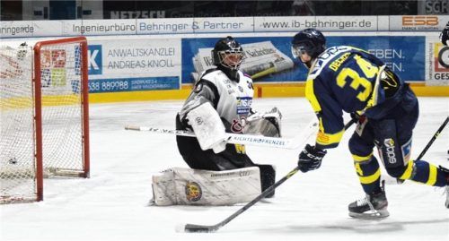 Youngster Leon Decker eröffnete die torreiche Begegnung mit dem 1:0 für die Löwen. Foto Paolo del Grosso