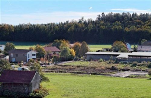 Zwölf Parzellen entstehen im neuen Baugebiet „Am Schmiedsee“ in Marsmeier.