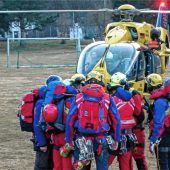 Drei Menschen stürzen in den Tod