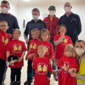 Das ganze Dorf hilft