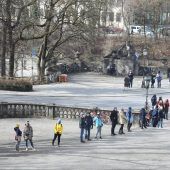 Hand in Hand für den Frieden