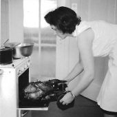 Sie hilft uns kochen – seit Jahrzehnten