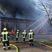 Erneut Großbrand auf einem Bauernhof