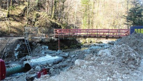 Bis voraussichtlich Ende Juni ist das Mühltal zwischen Nußdorf und Samerberg nicht betretbar. Die „Sappelbrücke“ muss erneuert werden.Foto Steffenhagen