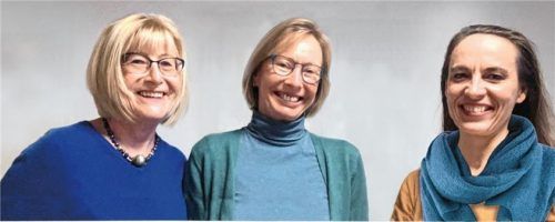 Das neue Trio im Vorstand des Samerberger Künstlerkreises: (von links) Gloria Weicher, Heike Weber und Simone Saugspier.Foto re