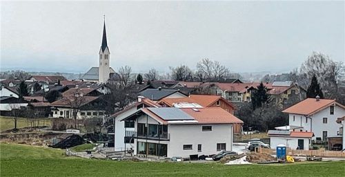 Im Vermögenshaushalt der Gemeinde Riedering wurden im vergangenen Jahr 116275 Euro mehr durch den Verkauf von Grundstücken erlöst.Foto Kirchner
