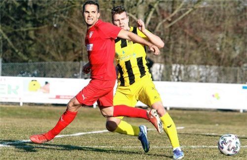 Maximilian Gürtler und der SV Bruckmühl bestreiten erneut ein Auswärtsspiel.Foto Fehrmann