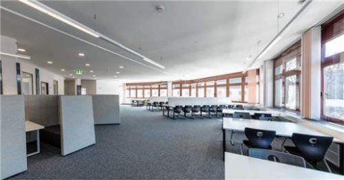 Moderne Lernwelten am Campus Burghausen. Foto Frederik Emmer