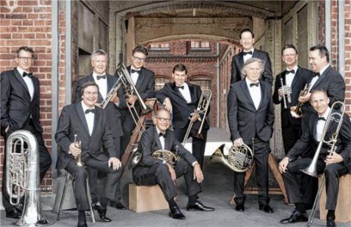 Musikalische Botschafter: „German Brass“ demonstriert die hohe Kunst der Blechblasmusik. Foto Hohenberg