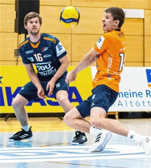 Starke Annahmespieler: Fabian Bartsch (rechts) glänzte zuletzt gegen Mainz. Und Leo Tille (links) wird wieder ins Libero-Trikot schlüpfen, weil Kilian Nennhuber wegen Corona ausfällt.Foto Bartsch