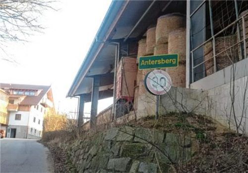 Steile Auffahrt auf den Antersberg.Foto höfer