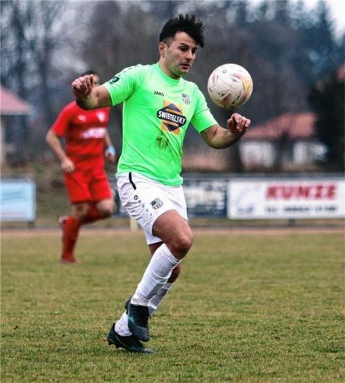 Traunsteins Spielertrainer Danijel Majdancevic erzielte gegen Schwaig zwei Tore. Foto Wolfgang Fehrmann