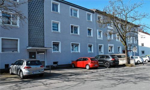 Wer in der Innenstadt baut, muss auch Parkplätze errichten: Wie viele, bestimmt die Stellplatzsatzung der Stadt. Weil diese jedoch nicht mehr zeitgemäß zu sein scheint, fordern SPD und „Die Partei“ eine Änderung. Foto Schlecker