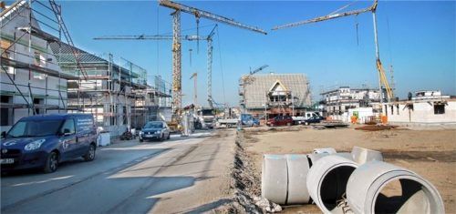 Wo und wie gebaut werden darf, regelt oftmals ein Bebauungsplan.Foto DPA