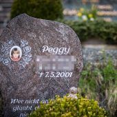 Peggy 21 Jahre nach Verschwinden beigesetzt