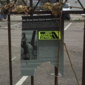 Frau (33) will Kinderwagen klauen Unbekannte zerstören Tafel