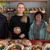 100 Fladen für die Tafel in Kolbermoor