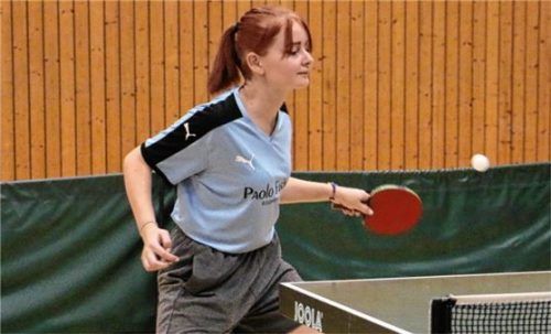 Bianca Kolmberger verkürzte zum zwischenzeitlichen 2:5 aus Sicht des TV Feldkirchen. Foto  Gerhard Erlich