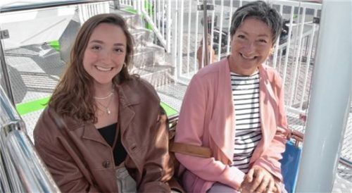Christine Schweiger (rechts) und ihre Tochter Romana von „Kind und Werk“.