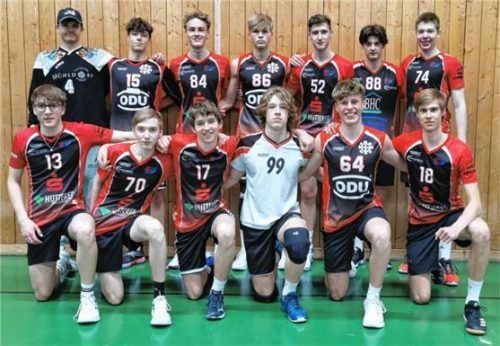 Die U18-Junioren des TSV Mühldorf holten den zweiten Platz bei der bayerischen Volleyball-Meisterschaft und lösten damit das Ticket für die Deutsche. Foto TSV Mühldorf