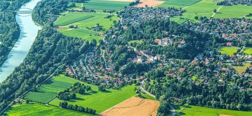 Werden Gemeinden wie Neubeuern durch das Landesentwicklungsprogramm in ihren Planungen zu stark beschränkt? Foto re