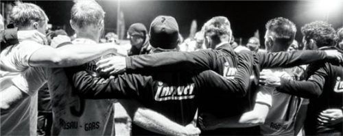 Zusammenhalten heißt es bei der Spielgemeinschaft aus Reichertsheim-Ramsau-Gars. Foto Johannes Wimmer