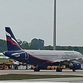 Russisches Flugzeug strandet im Erdinger Moos