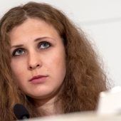 Pussy Riot: Aktivistin gelingt filmreife Flucht aus Russland