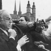 Brandts Kniefall, Kohls Eier, Merkels Jubel