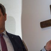 Klage gegen Söders Kreuzerlass