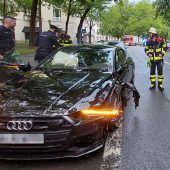 Raser (21) fährt Audi zu Schrott