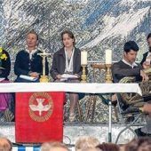 Ehemalige Regionalbischöfin stolz auf Karolinenkirche