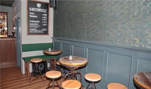 Ein Blick in die „Nachtapotheke“: Alles ist im Stil der 20er-Jahre gehalten.