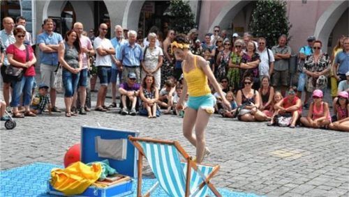 Einer der Höhepunkte vor drei Jahren: Die Straßenkünstlerin „Giselle la Pearl“ aus Israel. Foto Schlecker