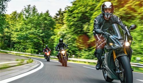 Für viele Menschen eines der schönsten Hobbys: Motorrad fahren. Foto GTÜ