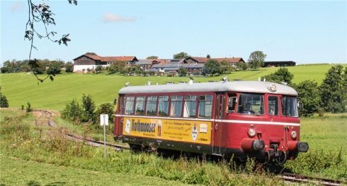 Ziel ist es, dass die Chiemgauer Lokalbahn nicht nur an Sonn- und Wochentagen fährt. Foto re