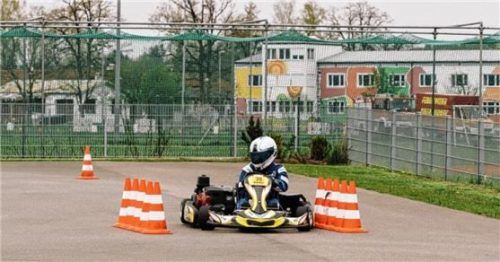 Julian Ernst von der AMC Bad Aibling holte beim Saisonauftakt einen Doppelsieg.Foto privat